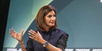 Should you treat AI agents as colleagues? Fortune 500 executives can’t settle the debate