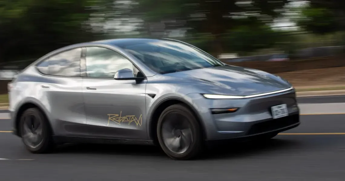Tesla expands service area of unsupervised robotaxis in Austin