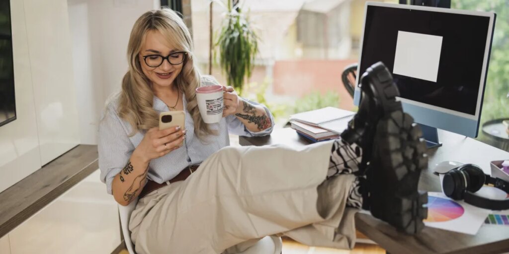 CEO says anyone who works from home is grabbing groceries or at the vet 30% of the time—and shows off his busy office at Friday 5 p.m. to prove it