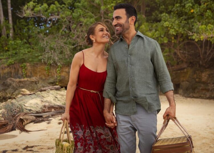In the Breezy Office Romance, Brett Goldstein Proves a Worthy Rom-Com Match for Jennifer Lopez