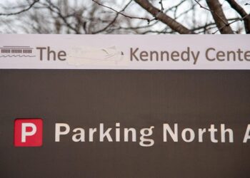 Kennedy Center Starts to Remove Trump Name to Comply With Court Ruling