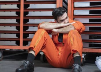 Gen Z is ditching college for ‘more secure’ trade jobs—but boilermakers and welders actually rank among the worst entry-level jobs