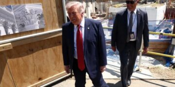 Trump ignoring ‘ticking time bomb’ that will lead to ‘recession’ – or worse: expert