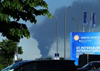 Ukraine targets St. Petersburg after Putin refuses talks