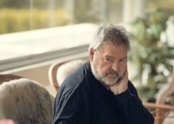 ‘The golden years are not golden’: Boomers are hoarding most of America’s wealth and power because they’re terrified of outliving their money