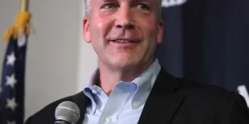 GOP Senator sounds alarm over clone candidate who could catapult Dem to red state win