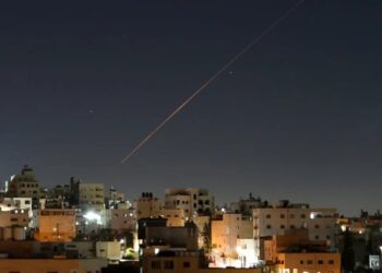 Markets face triple threat of Iran war reigniting, AI bubble popping, and Fed rates rising while epic SpaceX IPO could fuel even more chaos