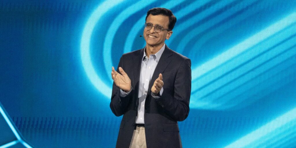 Snowflake CEO says there’s a big myth at the heart of every org chart