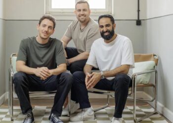 Why Lightspeed and Wiz’s Assaf Rappaport bet $37 million on an AI-powered cyberattacker