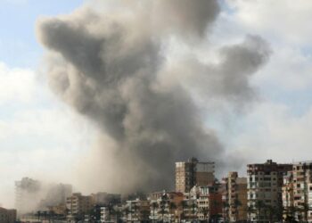Trump Demands Israel and Iran ‘Stop Shooting’ as World Leaders Urge Restraint Amid Renewed Hostilities