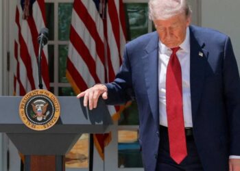 Trump risks sending oil ‘well above $200 per barrel’ as he nears critical juncture: expert