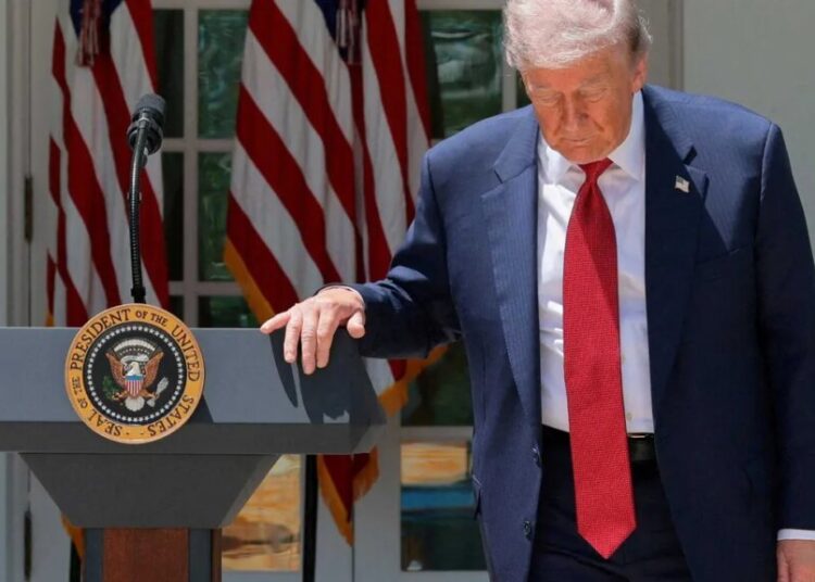 Trump risks sending oil ‘well above $200 per barrel’ as he nears critical juncture: expert