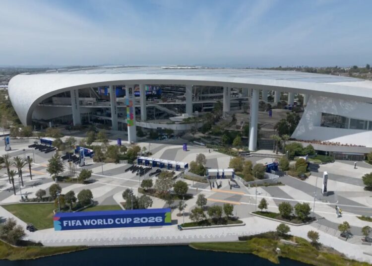 SoFi Stadium workers issue stunning strike decision just days before World Cup