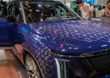 America’s grid is reeling. General Motors offers itself as a distributed utility in disguise