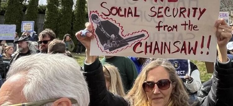 GOP lawmaker caught on video faking call instead of answering about Social Security cuts