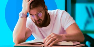 College Students Are Rapidly Losing the Ability to Read