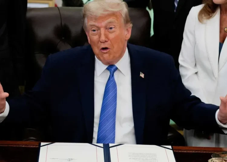 Trump mocked on CNN for ‘flat-out untrue’ claim about ‘secret’ oil movements in Iran