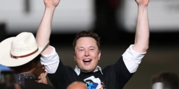 Meet the SpaceX employees who are set to become multimillionaires thanks to its IPO: from execs to even welders