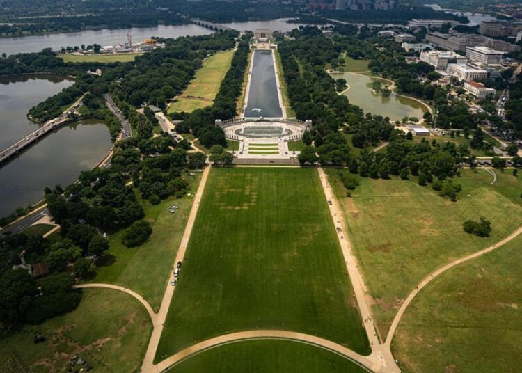What to Know About the Giant ’86 47′ That Appeared on National Mall Grass