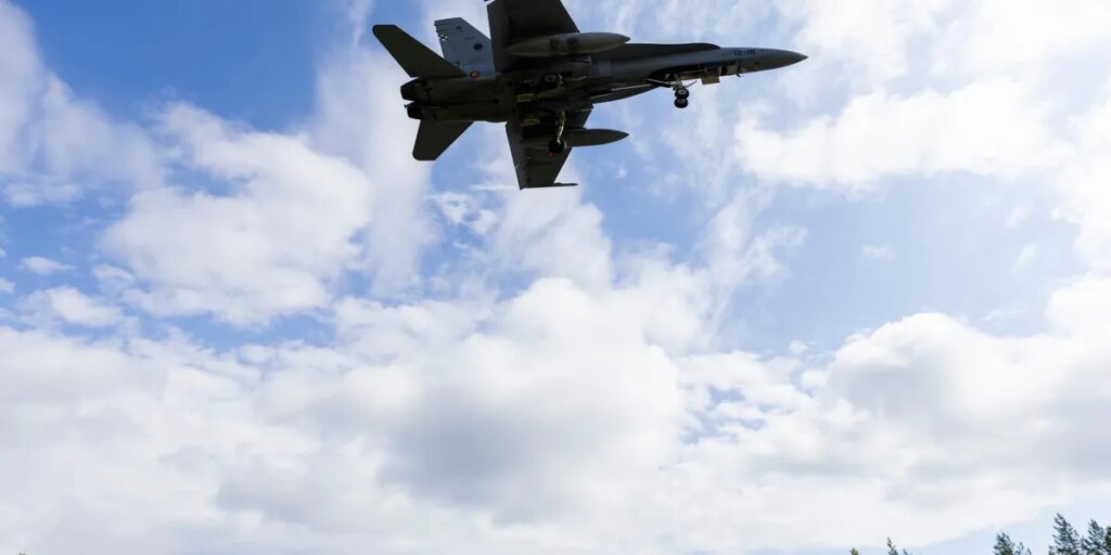 After Trump cuts aircraft and warships, NATO’s top military officer refocuses Europe’s defense plans on ‘things that we can acquire quickly’