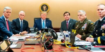 Trump aides descend into panic over reporters’ ‘shocking breach’ of Situation Room: report