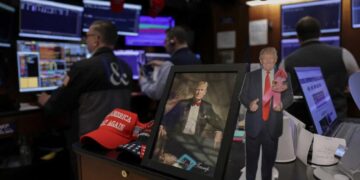 ‘You’re aging fast’: Celebrities pummel Trump with scathing birthday wishes