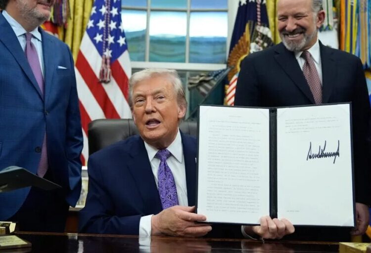 Just months after Trump warned states not to regulate AI, Republican and Democratic lawmakers are doing it anyway
