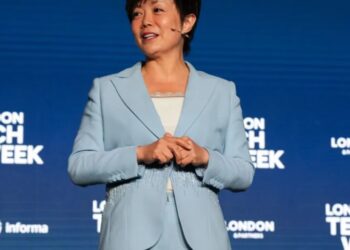 BYD wants to become the world’s largest automaker in five years. Stella Li is the executive selling that vision to the world