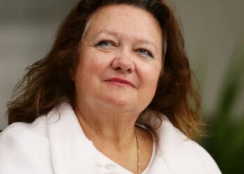 Australia’s richest person just bought a SpaceX stake worth more than $1 billion. ‘Elon has done what very few people in history have done’