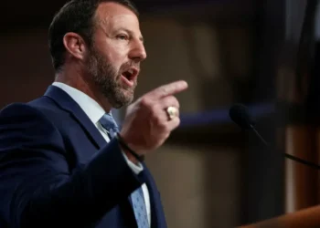 Swing state Dems demand DHS halt ICE detention center