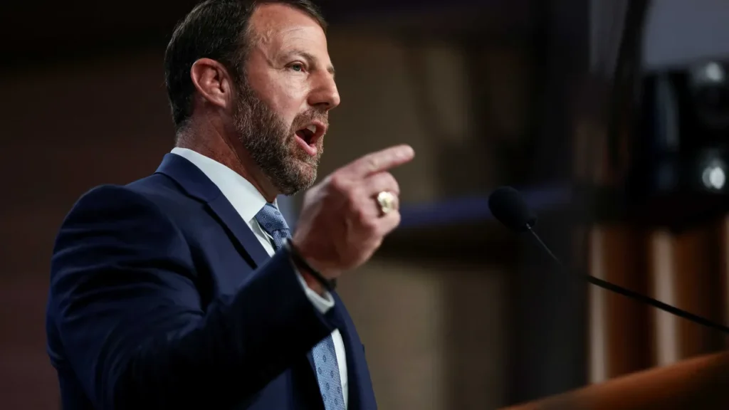 Swing state Dems demand DHS halt ICE detention center