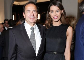 Billionaire John Paulson and Alina de Almeida expecting baby no. 2, planning extravagant destination wedding