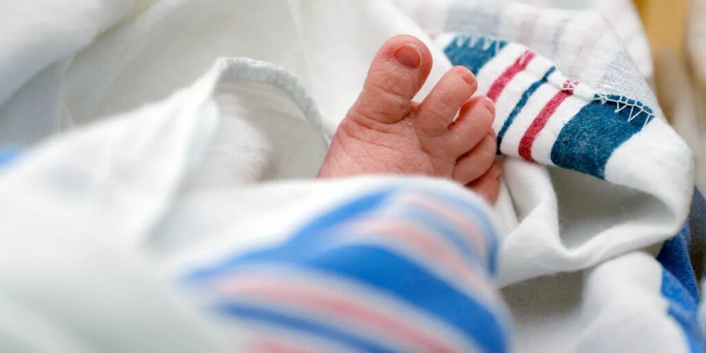 Infant mortality in the U.S. fell to an all-time low in 2025 thanks to antibody shots and RSV vaccines