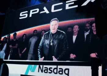 SpaceX Stock Has Now Started to Fall