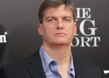 Michael Burry is ‘tempted’ to short Elon Musk’s SpaceX, but says it’s not enticing enough for ‘fundamentally a small space company’