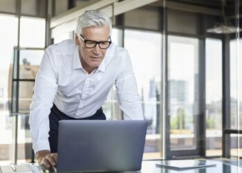 LinkedIn research says half of C-suite leaders are flying blind on AI—and its CBO says they can’t fix it the way they’re trying