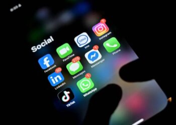 Half of U.S. adults under 50 get health information from influencers who mostly aren’t medical professionals, Pew finds