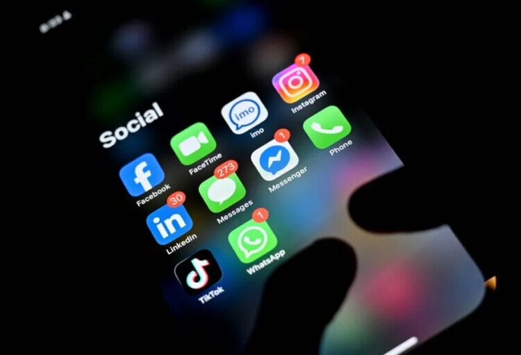 Half of U.S. adults under 50 get health information from influencers who mostly aren’t medical professionals, Pew finds