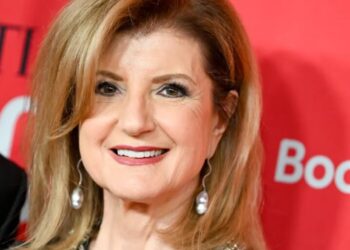 Arianna Huffington doesn’t believe in work-life balance but swears by one boundary to switch off from work—and Ralph Lauren’s CHRO has adopted it too
