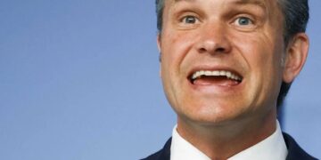 Pete Hegseth’s private groveling for cash exposed by GOP senator spurned by Trump