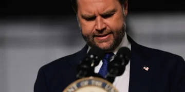 Liberal host’s humiliation of JD Vance during ‘unfortunate stop’ on Fox News stuns analyst