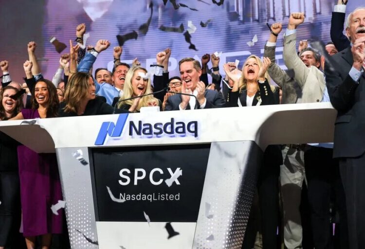 Meet the SpaceX insiders Elon Musk trusts to run his $1.25 trillion empire