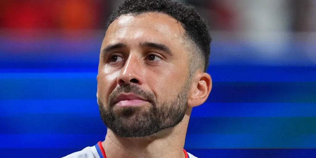 Cape Verde’s Roberto Lopes was working at a bank when he was recruited on LinkedIn to play soccer—he thought it was spam, now he’s at the World Cup