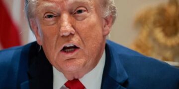 Trump reignites bizarre spat with Italian PM: ‘Asked over and over for a picture with me’