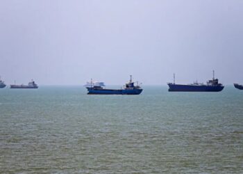 Iran floats ‘insurance fees’ and asserts control over Hormuz