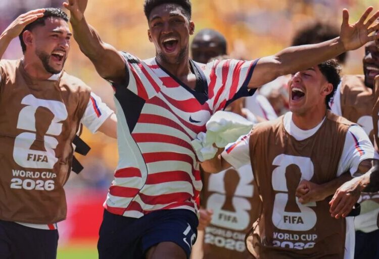 U.S. Mens National Team wins consecutive World Cup games for first time since 1930, one goal away from record