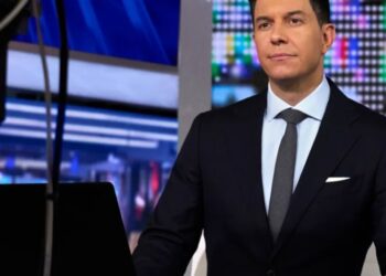NBC’s Tom Llamas climbed from 15-year-old intern to the top anchor chair—and still isn’t satisfied: ‘If you’re not growing, you’re dying’