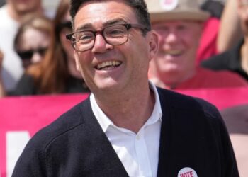 Meet Labour’s ‘King of the North,’ the 56-year-old representing Greater Manchester and challenging Keir Starmer