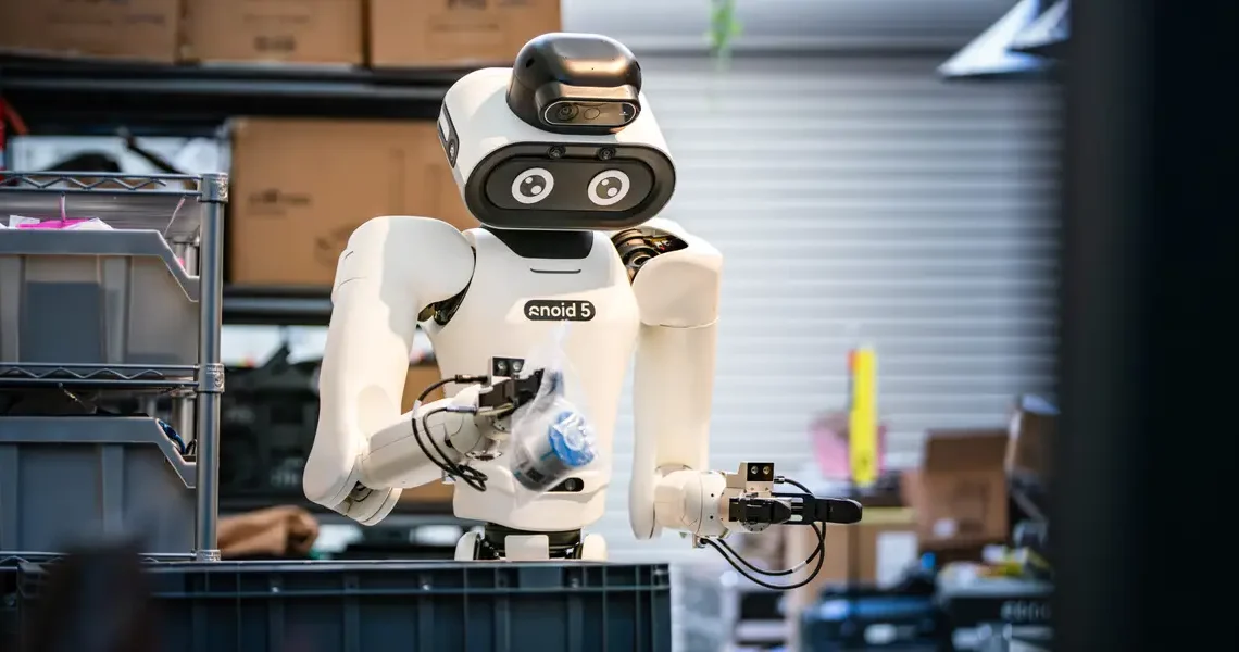 Delivery robot startup Robot.com is betting its next act on workplace humanoids