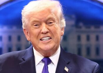 Trump threatens 10 years in prison for ‘even attempted destruction’ of DC projects